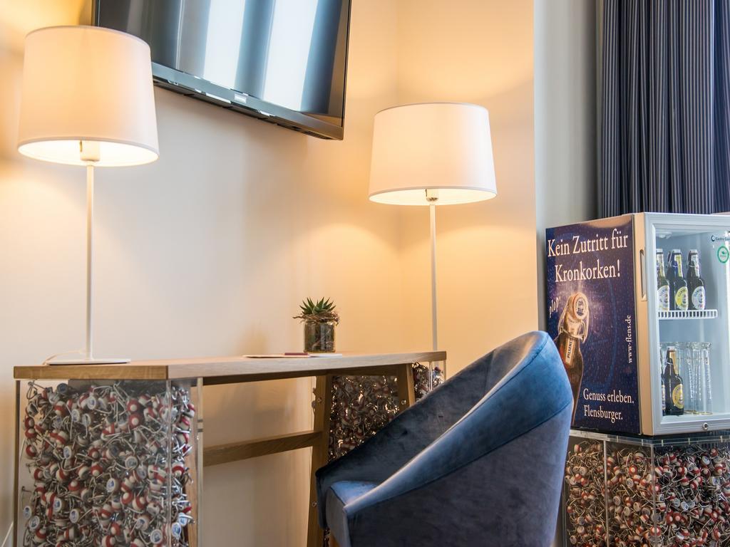 Hotel Alte Post פלאנסבורג מראה חיצוני תמונה